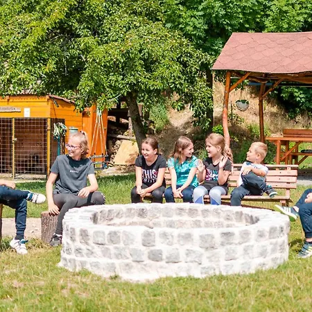 Cozy Caravan Next To Minizoo خيمة فخمة